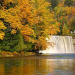 Upper Tahquamenon Falls in Autumn 7